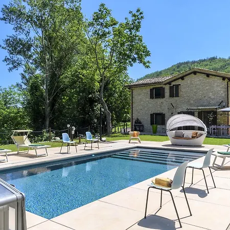 Villa Casalino Galassi 4&2, Emma