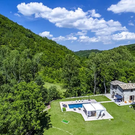 Casalino Galassi 4&2, Emma Villa Sarnano